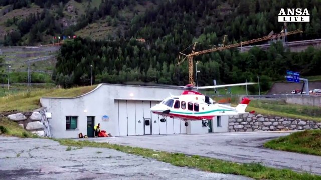 Dispersi sul Monte Bianco, dopo 48 ore ancora nessuna traccia Video