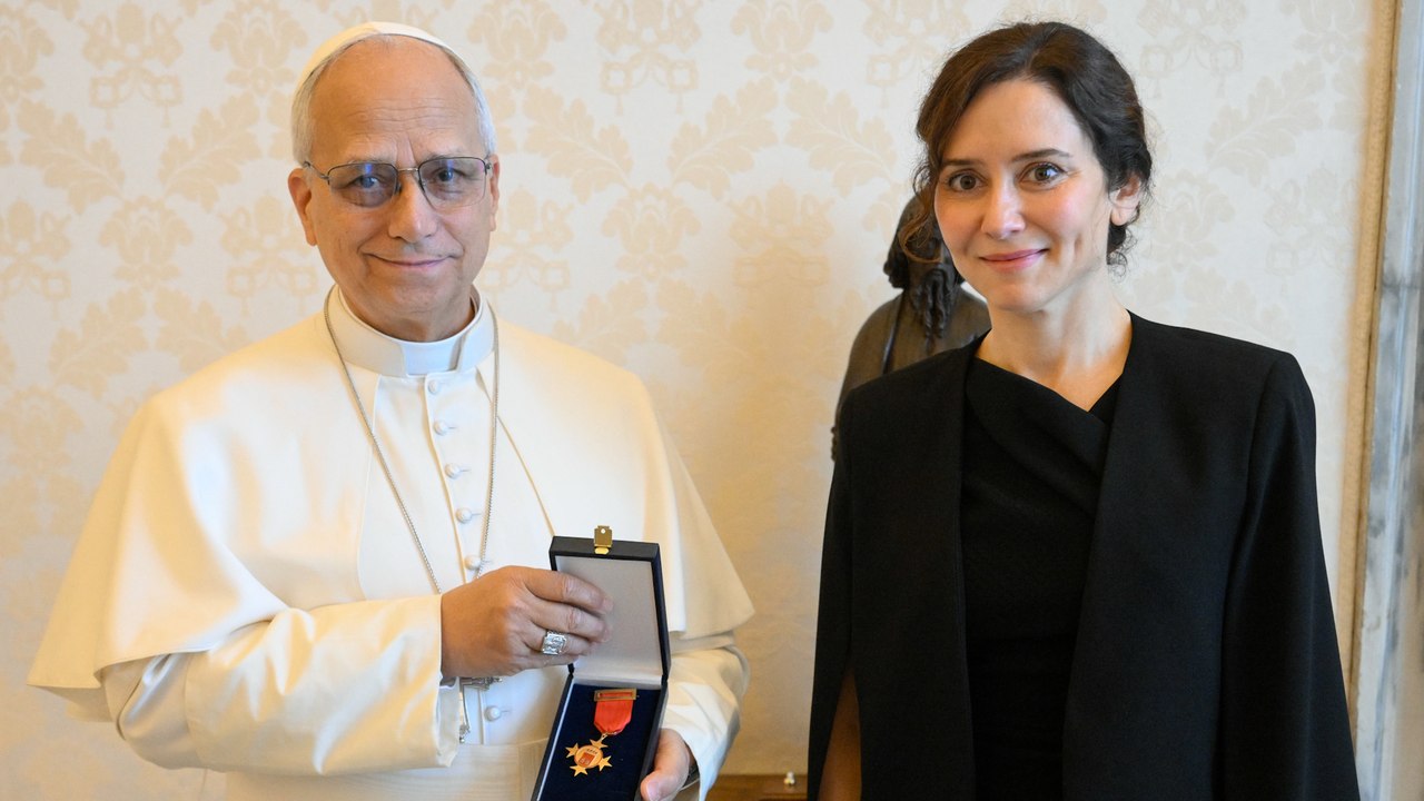Isabel Díaz Ayuso ve al papa con "mucha ilusión"