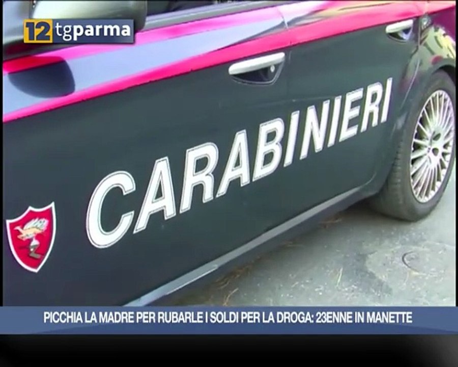 Picchia la madre per rubarle i soldi per la droga: 23enne in manette
