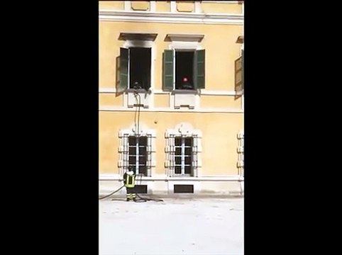 Incendio alla Reggia di Colorno: si contano i danni Video