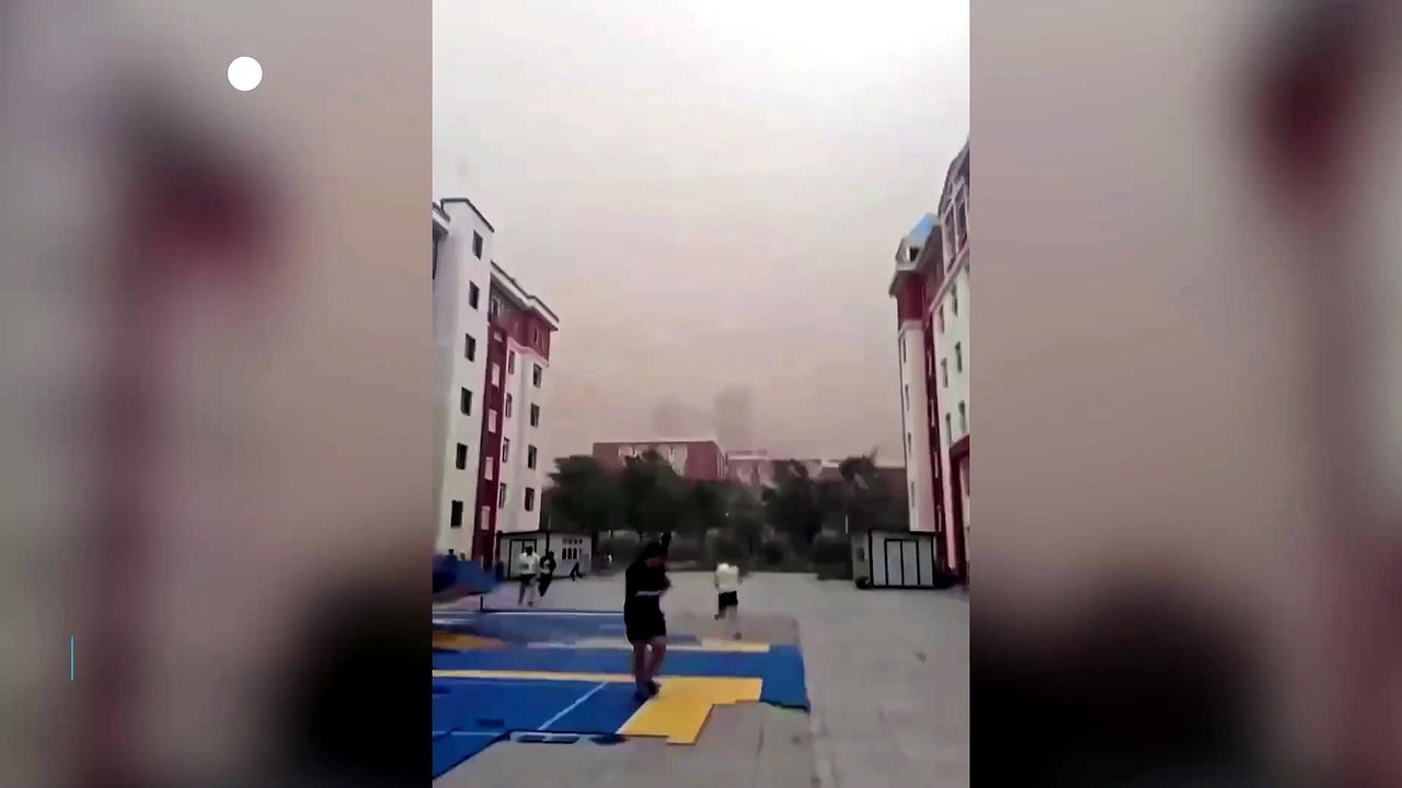 A colossal sandstorm hits Harbin, China