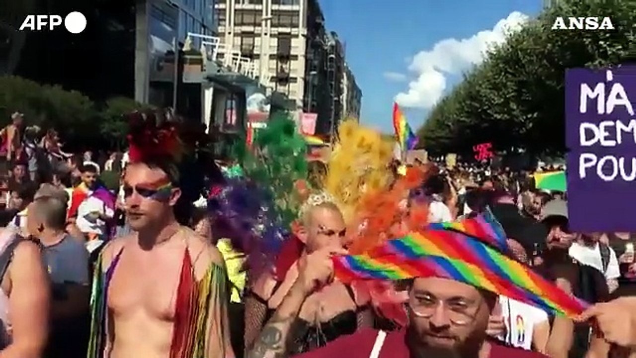 Referendum sulle nozze gay, la Svizzera dice si'
