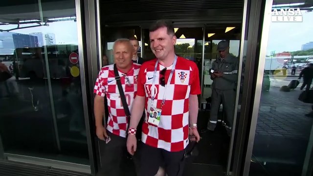 Croazia-Inghilterra, i tifosi colorano Mosca