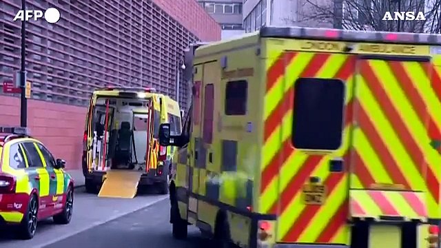 Covid: in Gran Bretagna picco di morti, quasi 50 mila contagi