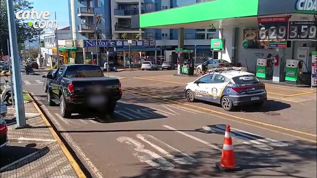 Mulher fica ferida após batida traseira na Avenida Maripá, em Toledo