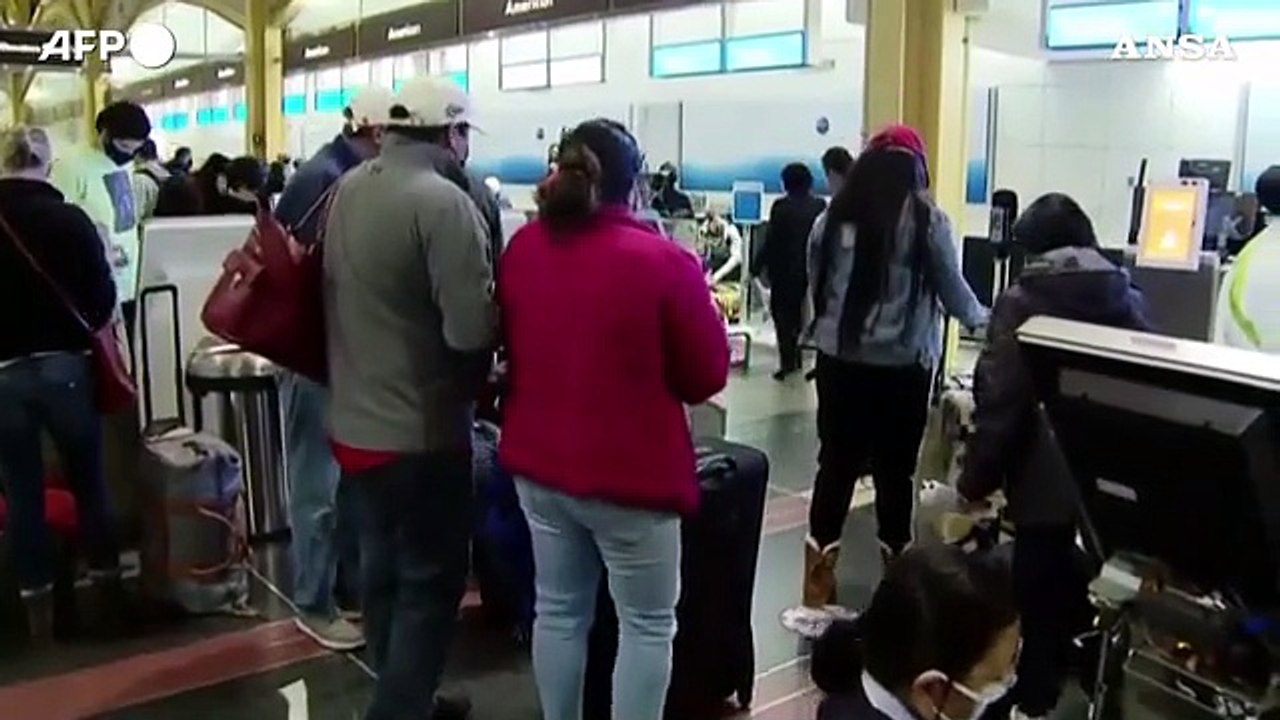 Via le restrizioni Covid, gli Stati Uniti riaprono i confini