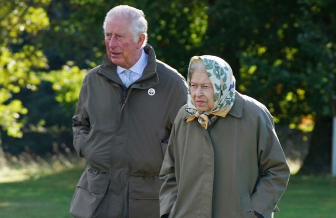 Charles III abre o coração sobre castelo onde Elizabeth II morreu