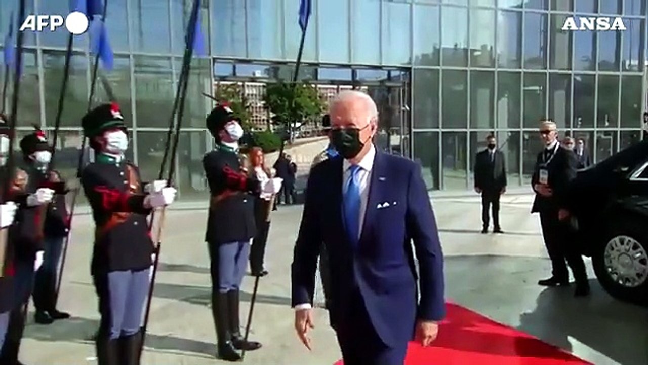 G20, Biden arriva alla Nuvola a bordo di The Beast: l'accoglienza di Draghi