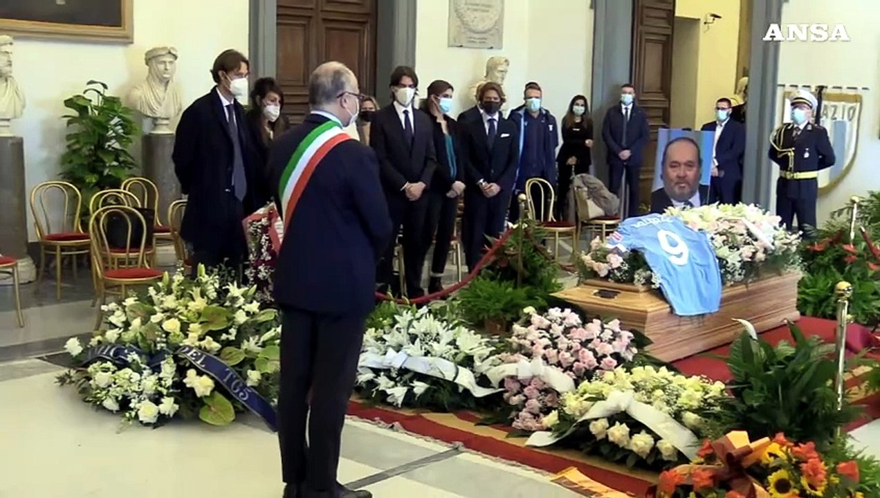 Giampiero Galeazzi, la camera ardente in Campidoglio