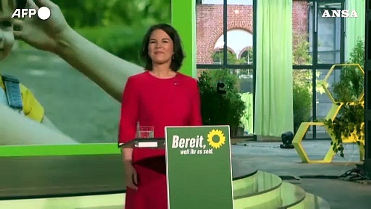 Germania, pronto il governo: Scholz cancelliere da dicembre