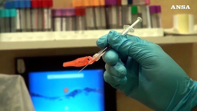 Super pass e variante spingono vaccini, +40% prime dosi