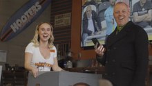Pranking a HOOTERS Waitress
