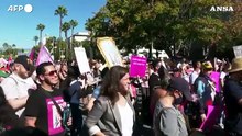 Los Angeles, i fan di Britney Spears manifestano davanti al tribunale