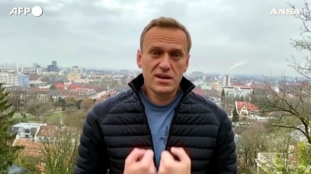 Un anno dopo Navalny sfida ancora Putin: niente paura