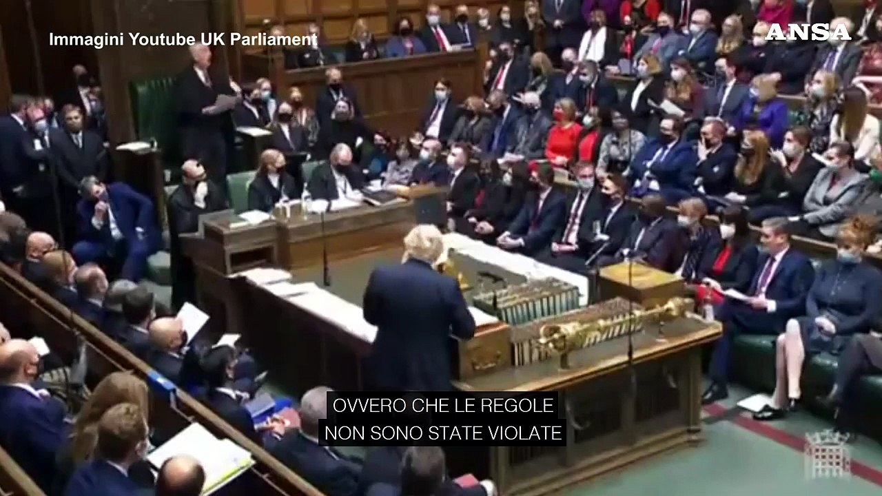 Party a Downing Street, Johnson: "Le regole non sono state violate, stiamo indagando sulla vicenda"