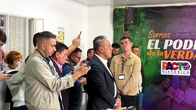 <p>Bogotá, 1 jun (EFE).- El candidato izquierdista Iván Cepeda aseguró este lunes que, tras las verificaciones realizadas por su campaña, no han encontrado hasta el momento evidencias de irregularidades como para cuestionar el resultado de la pri