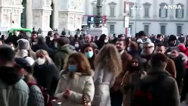 Covid: Milan, dal weekend obbligo di indossare le mascherine anche all'aperto