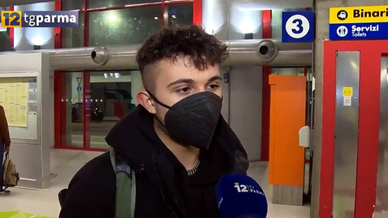 Scale Mobili E Ascensori Rotti, I Pendolari Lamentano Disservizi In Stazione