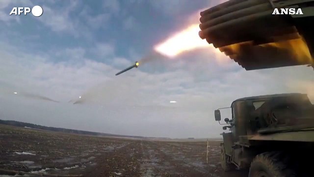 Ucraina, le esercitazioni di Russia e Bielorussia con i lanciarazzi