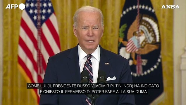 Ucraina, Biden: Cominciamo a imporre sanzioni in risposta all'invasione russa