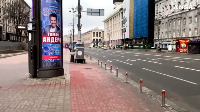 Le sirene suonano nel centro di Kiev, l'Ucraina e' sotto attacco