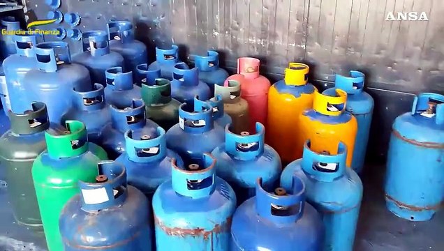 Caserta, sequestrato opificio con 53mila litri di gas propano: 14 indagati