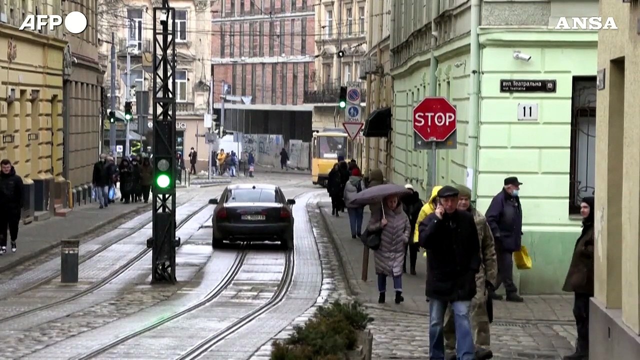 Ucraina, a Leopoli vengono protette statue e monumenti