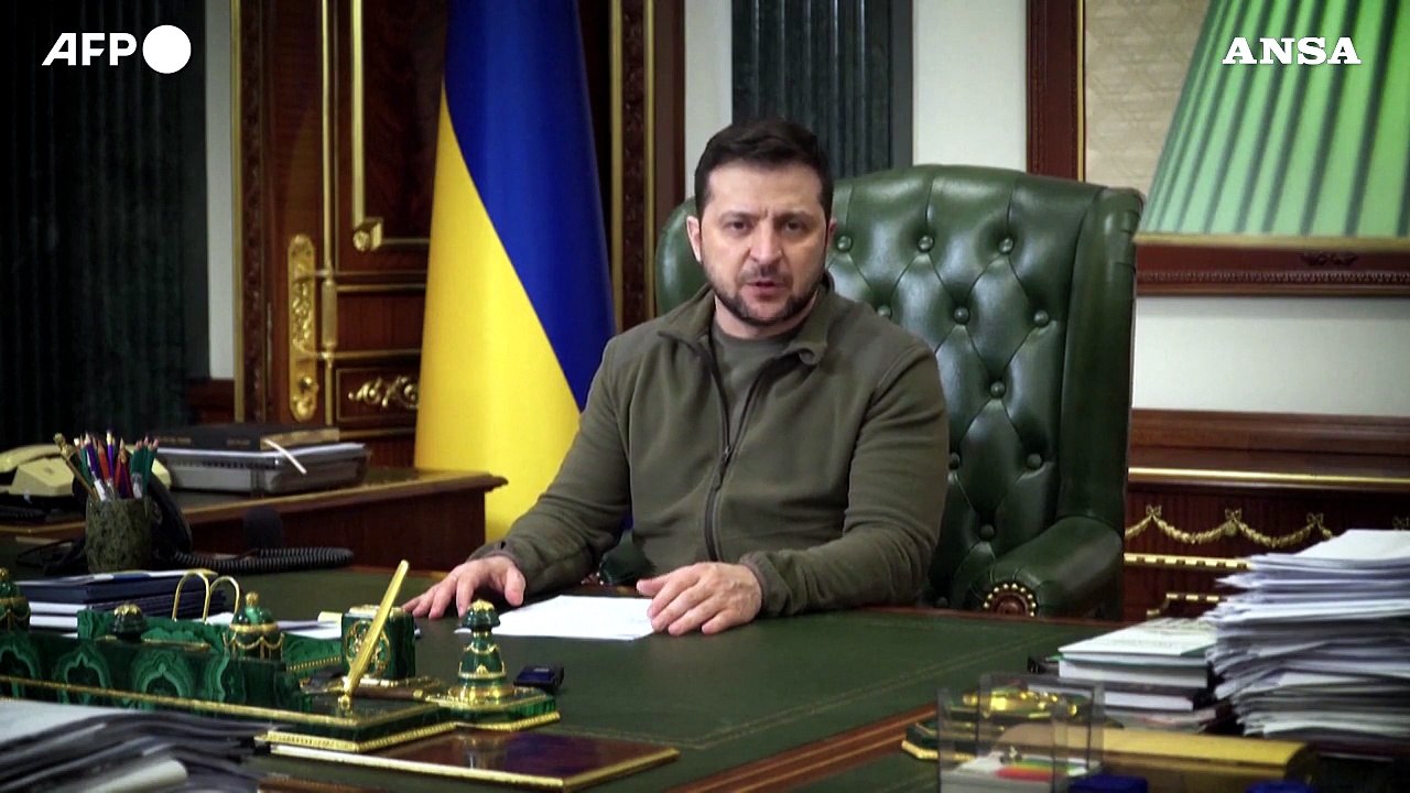 Zelensky rinuncia alla Nato ma a Putin ancora non basta