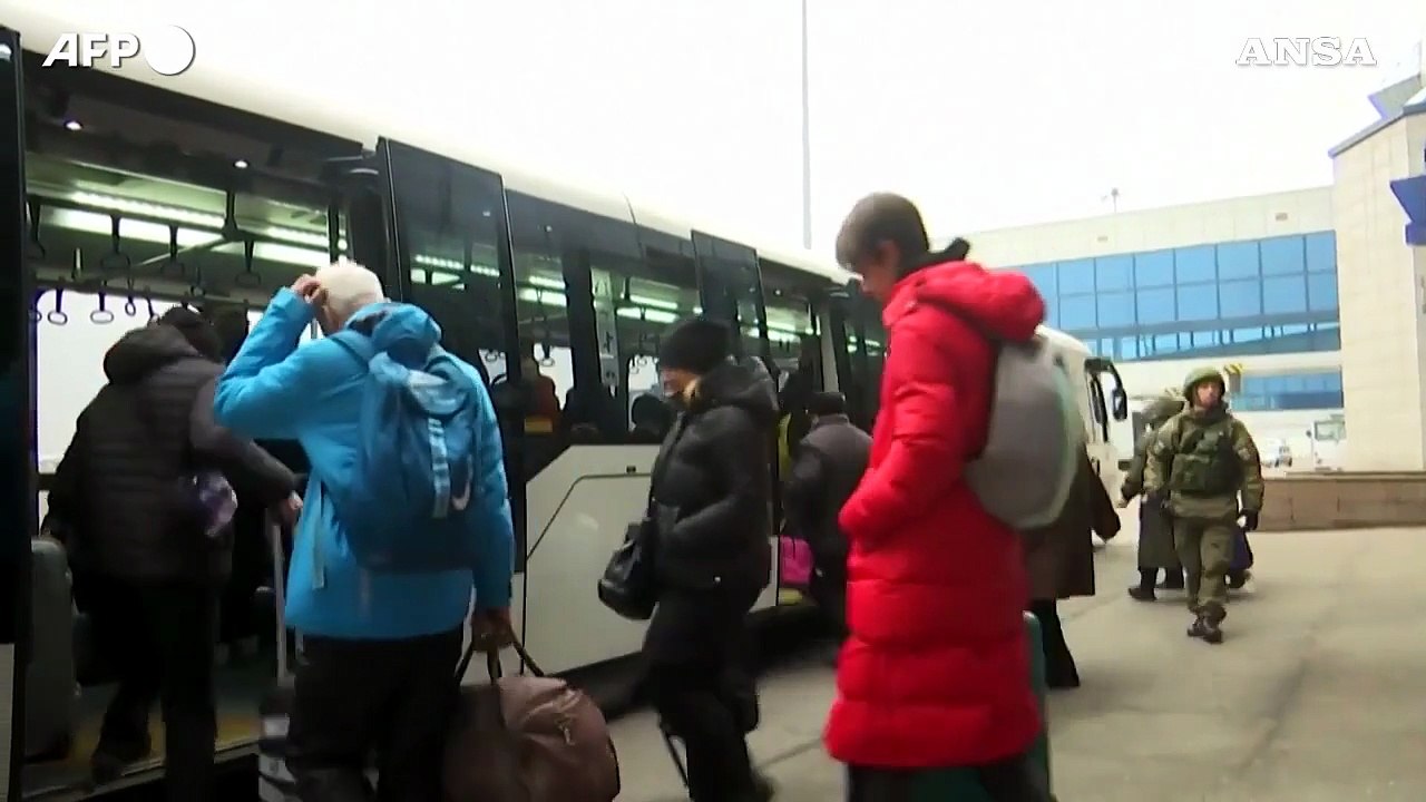 Kazakistan, le forze russe evacuano i connazionali civili da Almaty