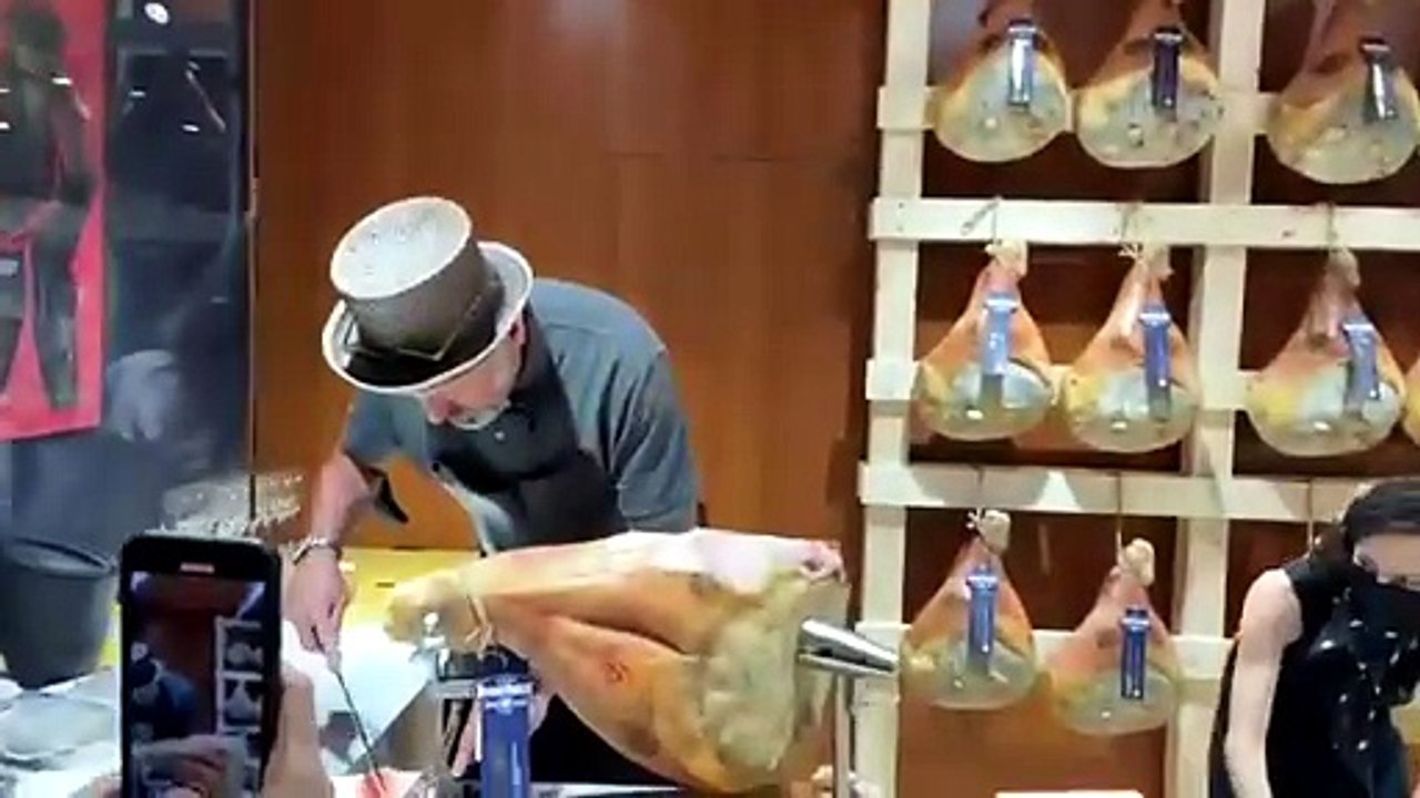 Cibus, folla, ospiti vip e... sport - Video