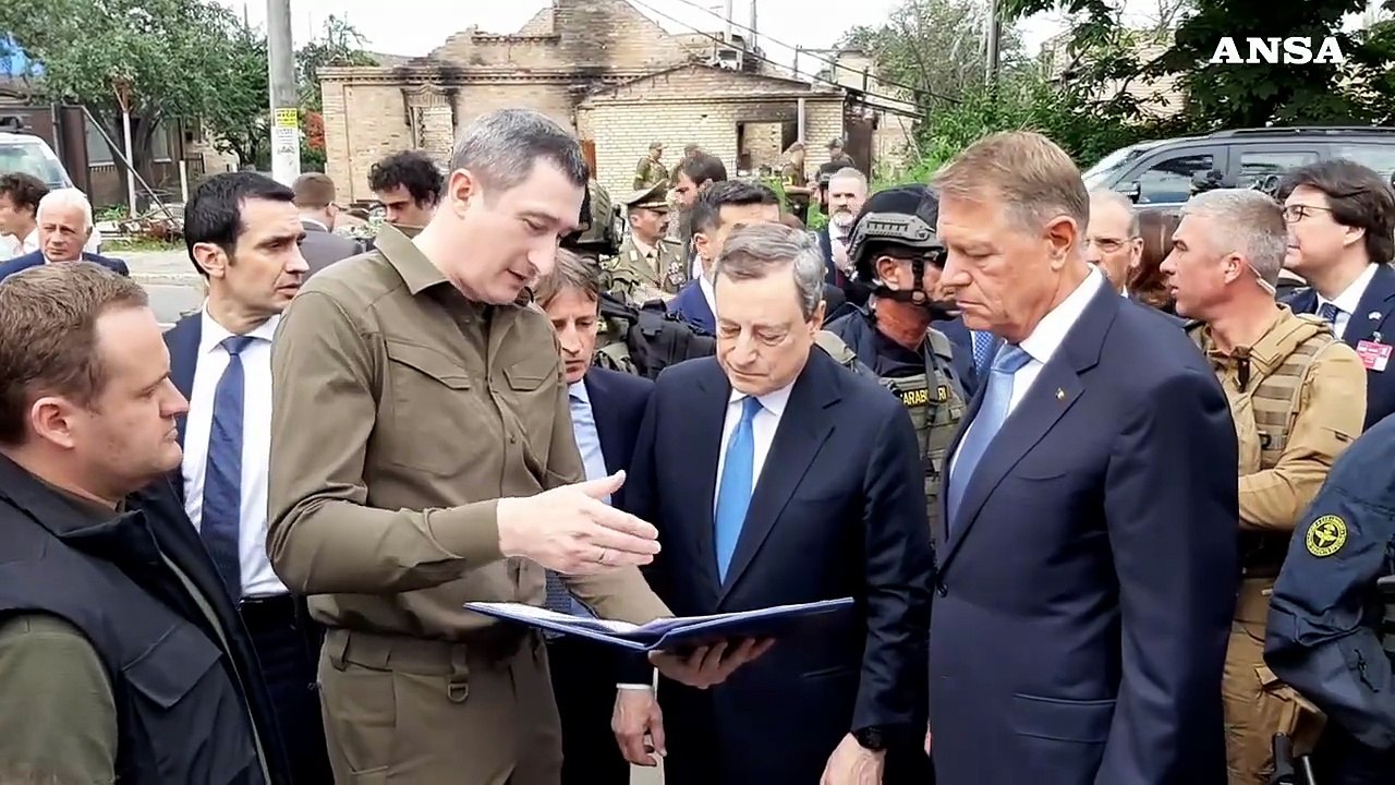 Ucraina, Draghi, Macron e Scholz in visita al centro distrutto di Irpin