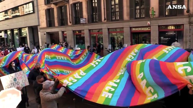 Sciopero per il clima, a Milano Fridays for future in corteo