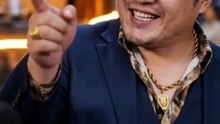 [Doblado ESP] La jefa guapa y su guardaespaldas