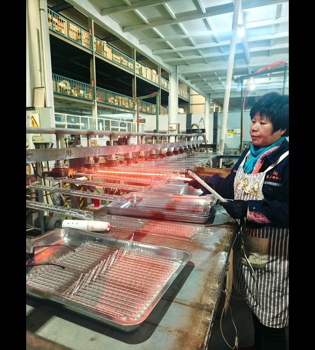 660mm 400v 2500w 3000w Heat Emitters Infrared Heat Lamp For Pet Blowing Machines
