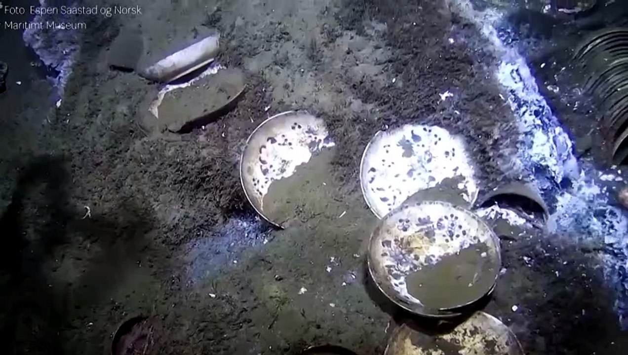 Norway recovers porcelain, chandeliers from 18th century shipwreck