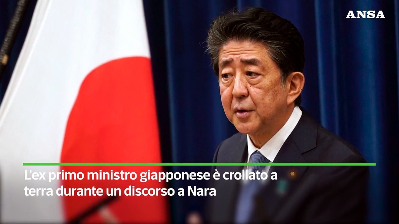 Ucciso in un attentato l'ex premier del Giappone Shinzo Abe