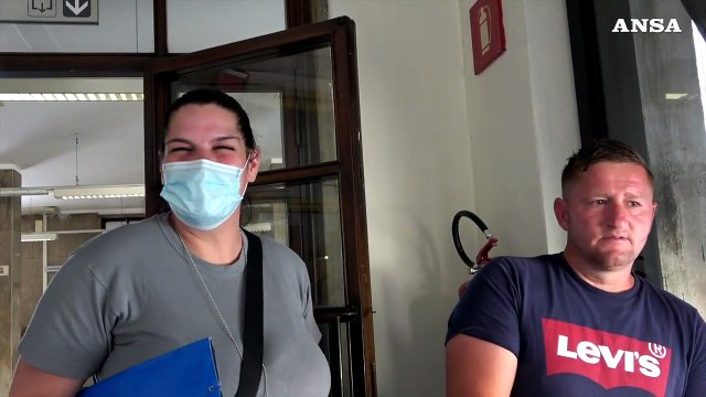 Quale cognome darete ai figli? Una mattina all'anagrafe di Roma