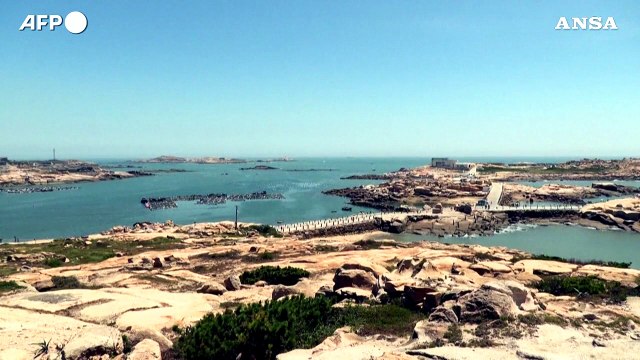 Taiwan, elicotteri militari cinesi si avvicinano al confine