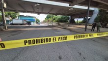 Asesinan a tres personas de manera simultánea en Villahermosa, Tabasco | VIDEO