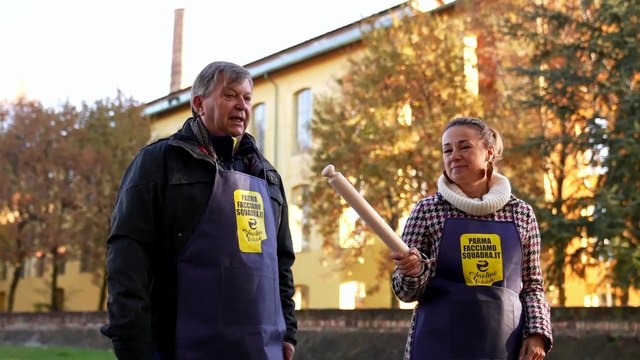 Buffon, il sindaco e gli altri : volti, personaggi e storie per lo spot dell'anolino solidale - Video
