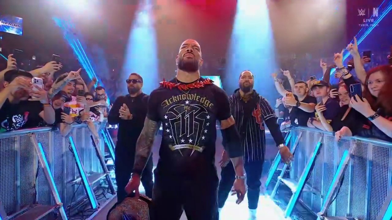 roman reigns segment wwe raw in italy