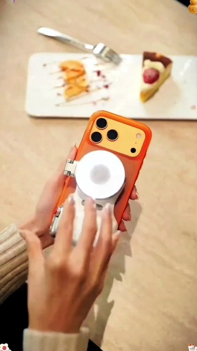 Fun Shot Magnetic Grip for Smartphone with Bluetooth Remote