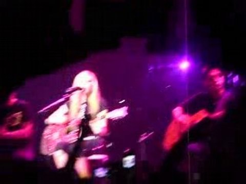 avril lavigne don't tell me