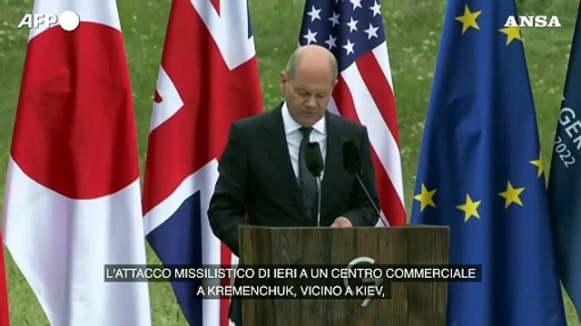 Scholz: G7 incrollabilmente al fianco dell'Ucraina