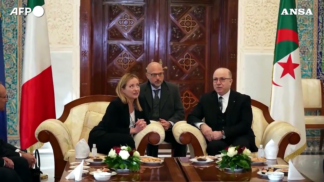 Cinque accordi con Algeri, Meloni battezza il Piano Mattei