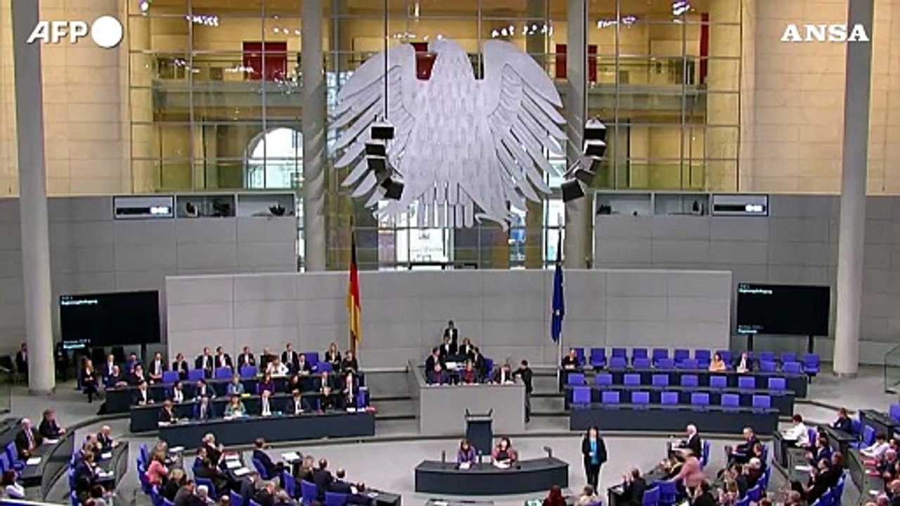 Germania, Scholz "snervato" da Baerbock sull'Ucraina