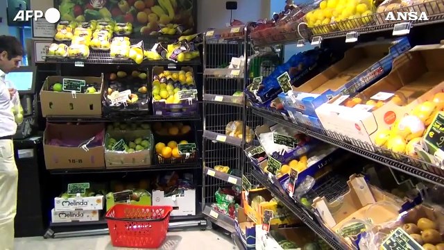 Consumi in calo a Natale ma la spesa delle famiglie sale