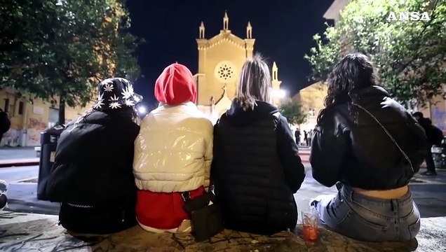 Per giovani europei poco lavoro e salari bassi