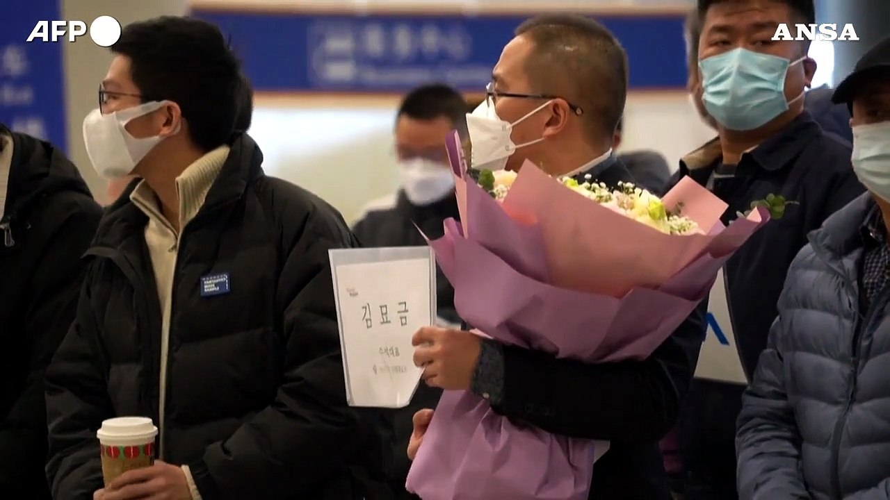 Covid, Cina: eliminata la quarantena per i cittadini stranieri