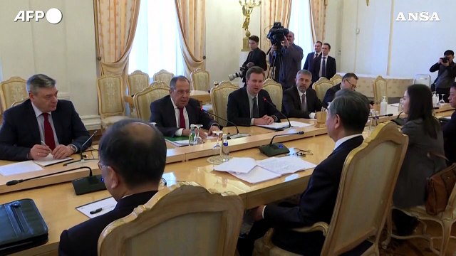 Mosca, Lavrov incontra Wang Yi